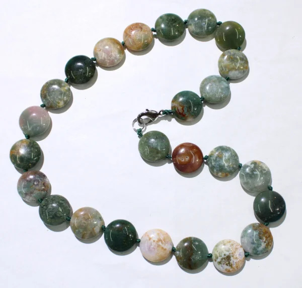 Natural Stone Necklace Crystal Agates Malachite Tiger Eye Round Shape Beads for Women Jewelry Necklace Vintage Style 18 Inches