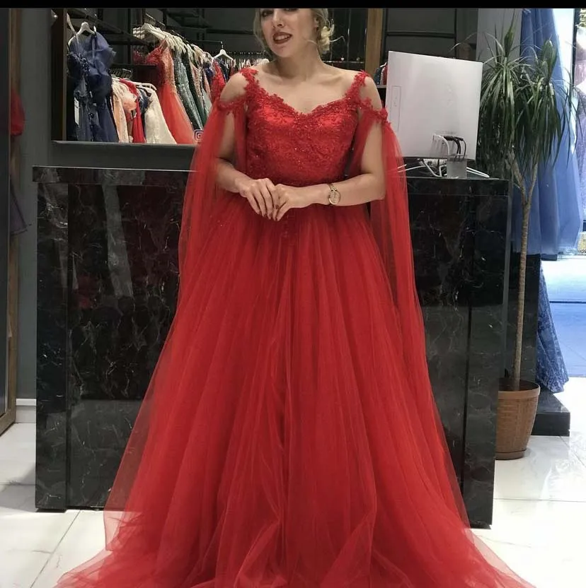 Vestidos de baile 2022, sensuais, pescoço em v, aplique com manga comprida, uma linha, vermelho