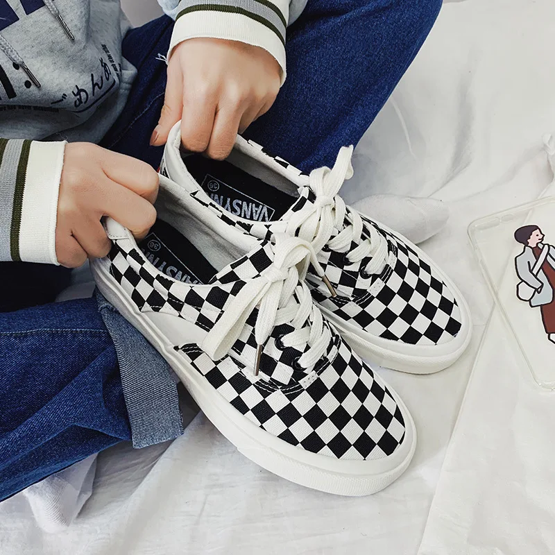 2021 الخريف عشاق قماش الأحذية النسائية مخيط غير المتماثلة الشطرنج منخفضة أعلى أحذية رياضية مسطحة القاع أحذية رجالية عادية 35-44 #5