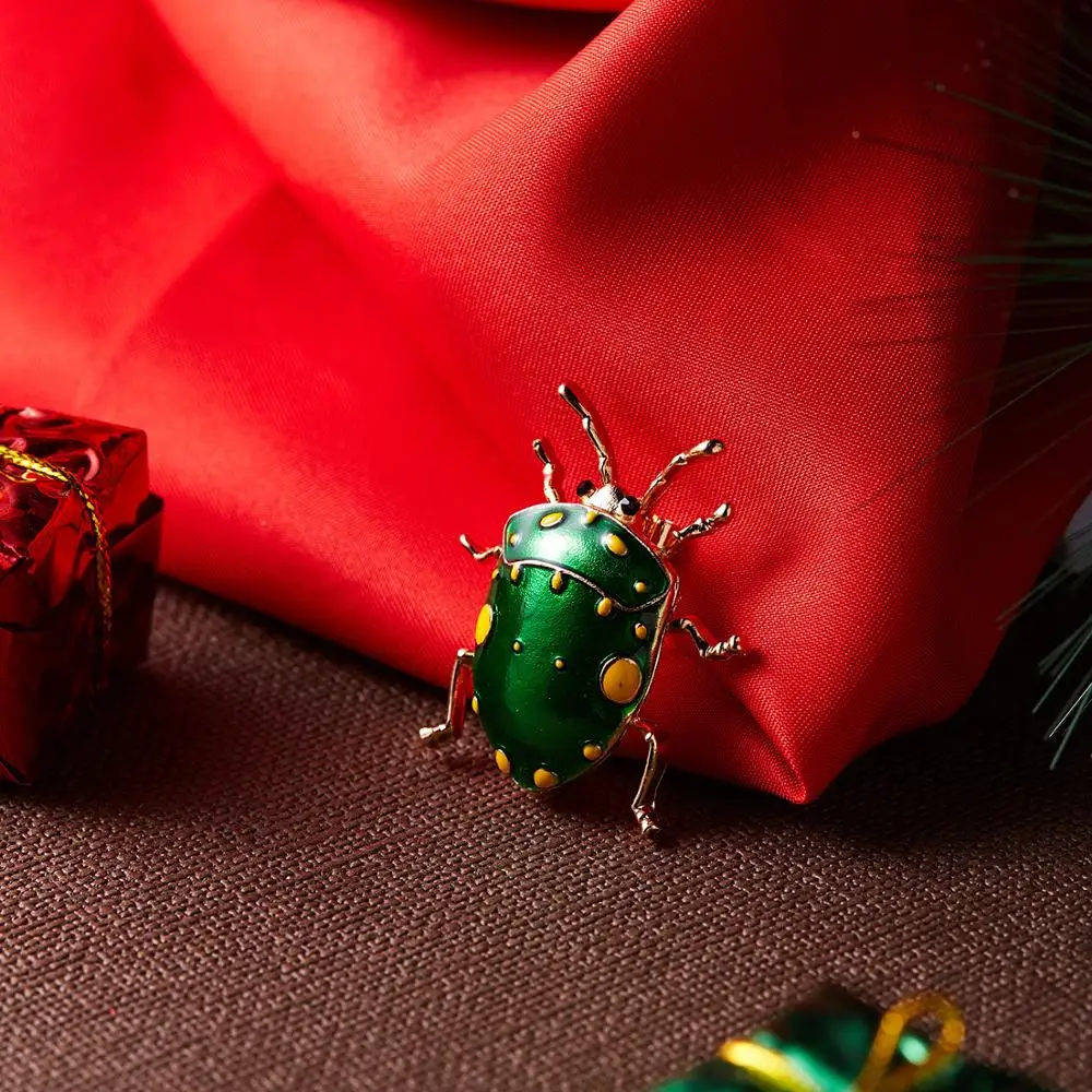 2 Colors Available Painting Oil Beetle Brooches Vintage Fashion Beetle Pins Enamel Green Blue Animal Insects Brooch Gift Jewelry