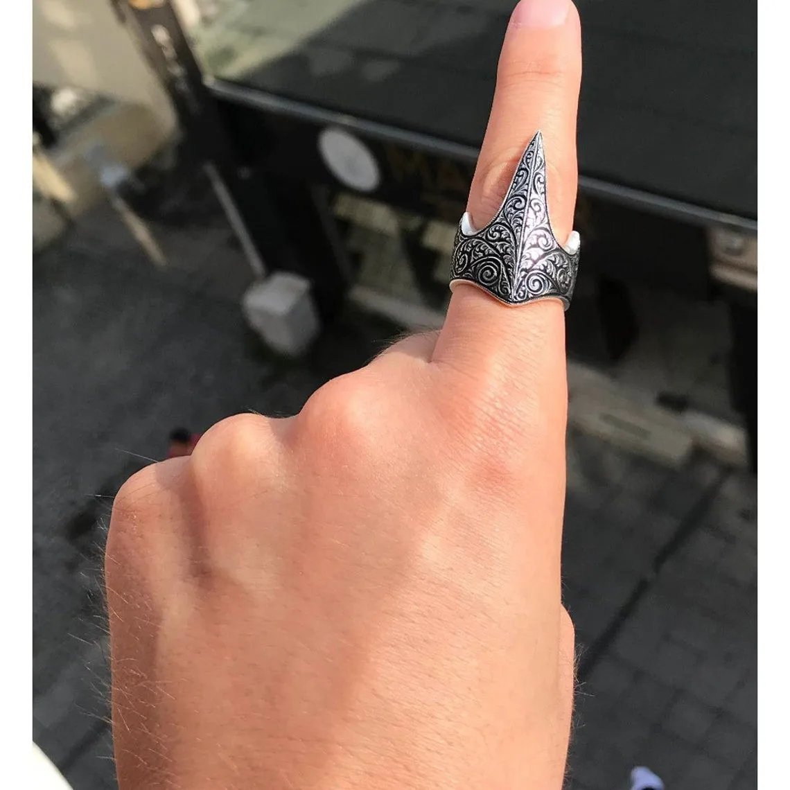 thumb