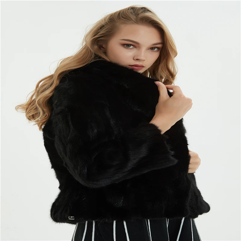 Winter women's fur coat mink fur hooded fur coat short coat