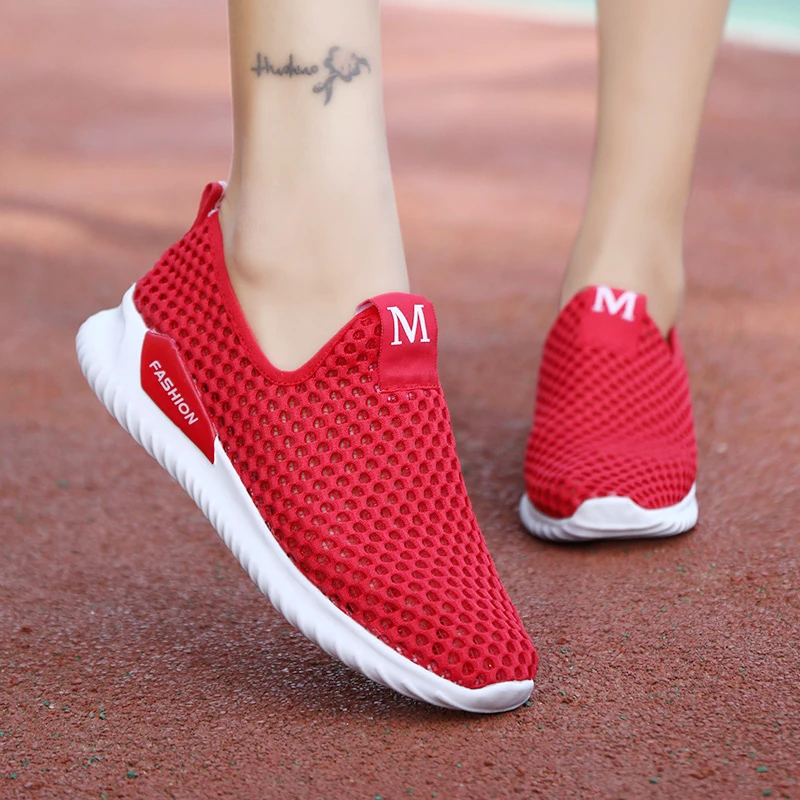 

Tenis Feminino Men Women Tennis Shoes Tenis Mujer 2020 New Summer Outdoor Gym Shoes Unisex Light Jogging Fitness Sneakers Hombre