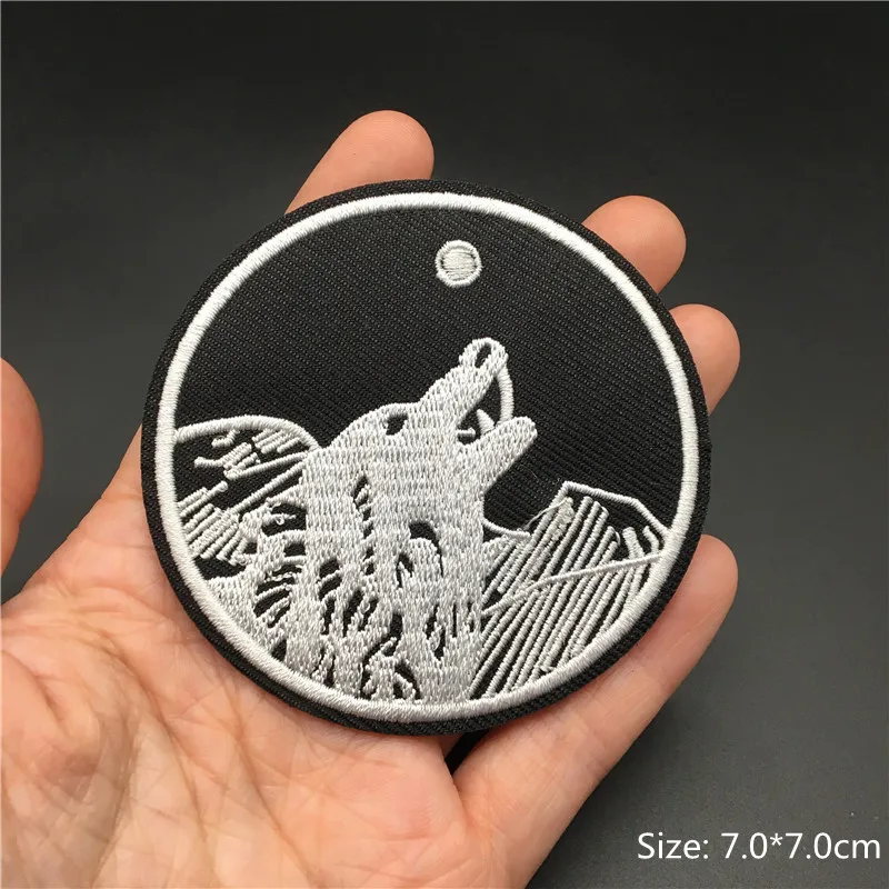 Wolf Patches for Clothing Stripe Appliques Black Embroidery Punk Badges Sewing Clothes Stickers Iron on Patches Decoration