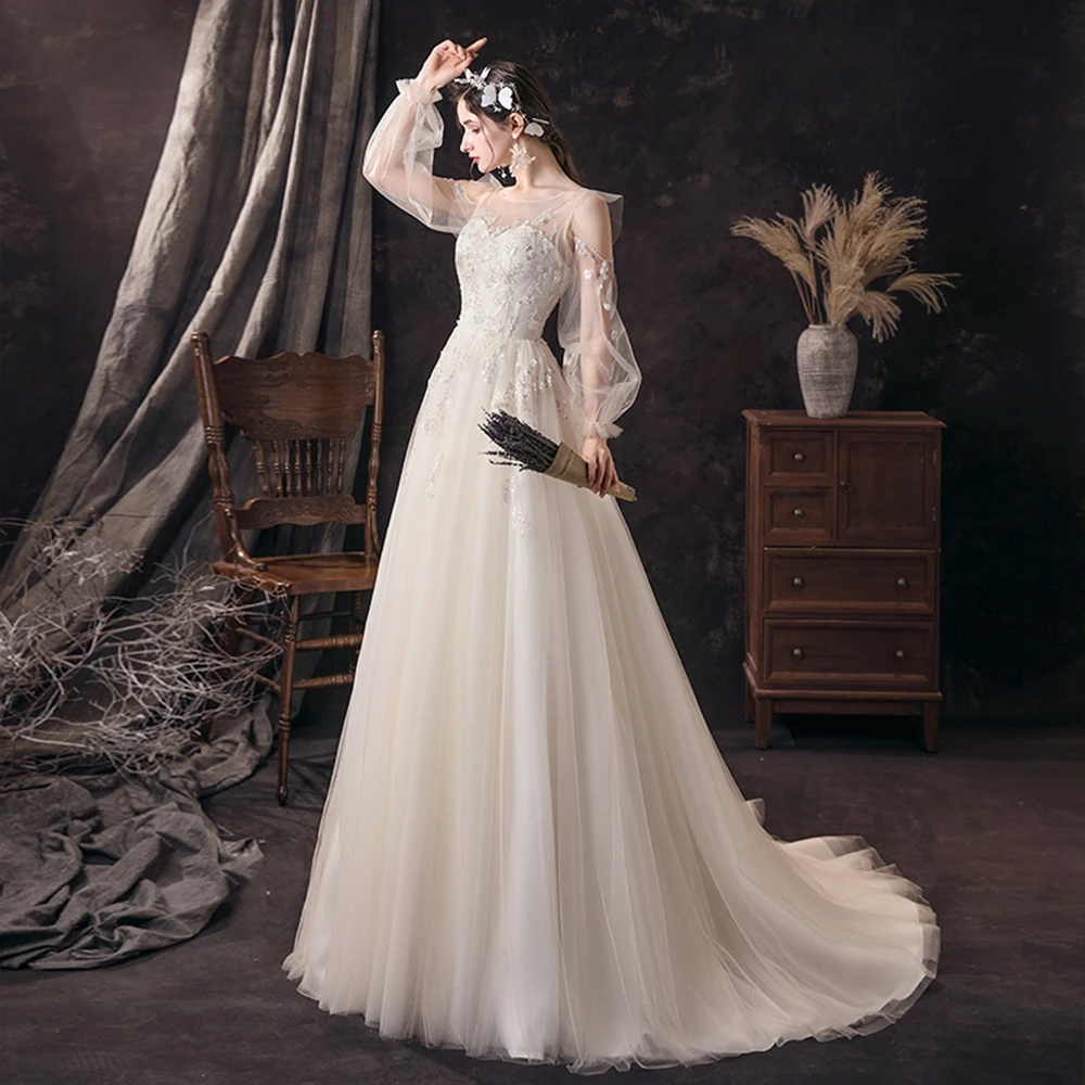 Robe de mariée trapèze en Tulle, avec traîne, manches longues, perles