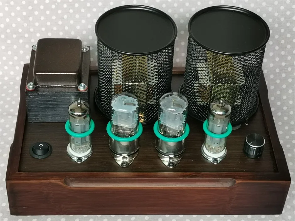 

P14 EL84 single-ended tube amplifier is hand-made Class A. Rated output power and impedance: 5.5w+5.5w 4 ohms and 8 ohms