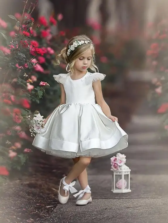 2020 Cute Short Flower Girl Dresses Satin Tulle Cheap A Line First Communion Dress Jewel Neck Custom Made Prom Gowns Party Wear