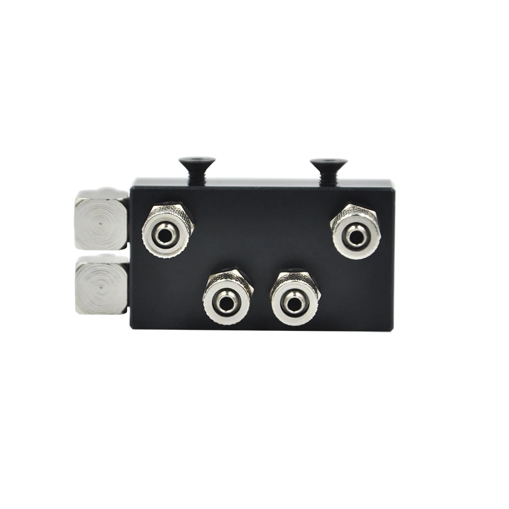 One-in Two-out hydraulic oil distributor Integral three-channel for 1/14 RC Metal Excavator Arm Part