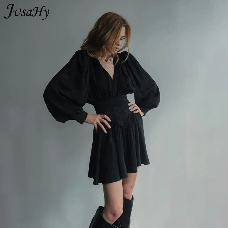 

JusaHy Elegant Black Print Pleated Puff Sleeves Mini Dresses for Women England Style High-Waist V-Neck Slim Casual Streetwear