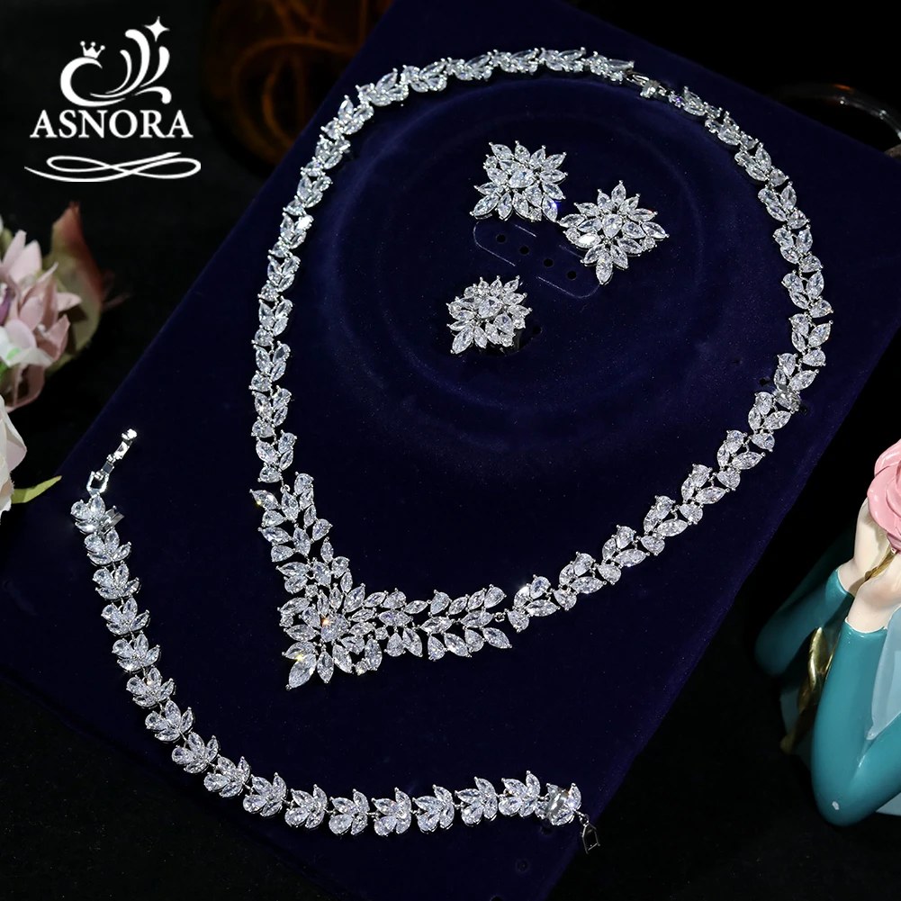 

Luxury Big Zircon Jewelry Set For Women ，Dubai Bridal Wedding Gold and Silver Necklace Wedding Party Accessories