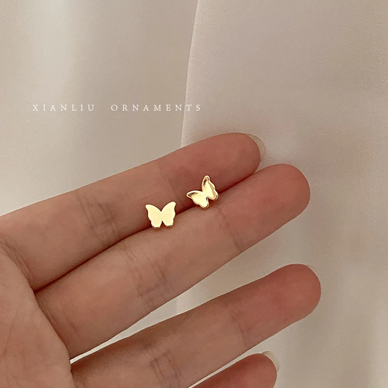 Gold Color Butterfly Stud Earring For Women Simplicity Generous Elegant Temperament Minimalist Fashion Career Girls Jewelry Gift