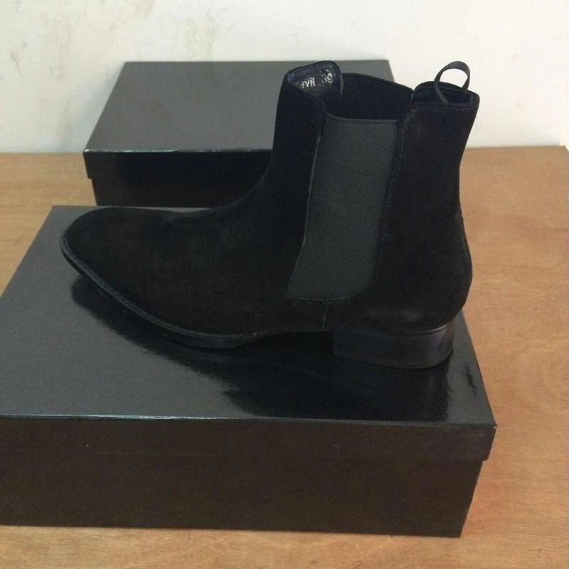 

Pointed Toe Chelsea Boots Men High Quality Leather High Top Desert Ankle Boots Casual Winter Flat Shoes Botines Hombre Plus Size