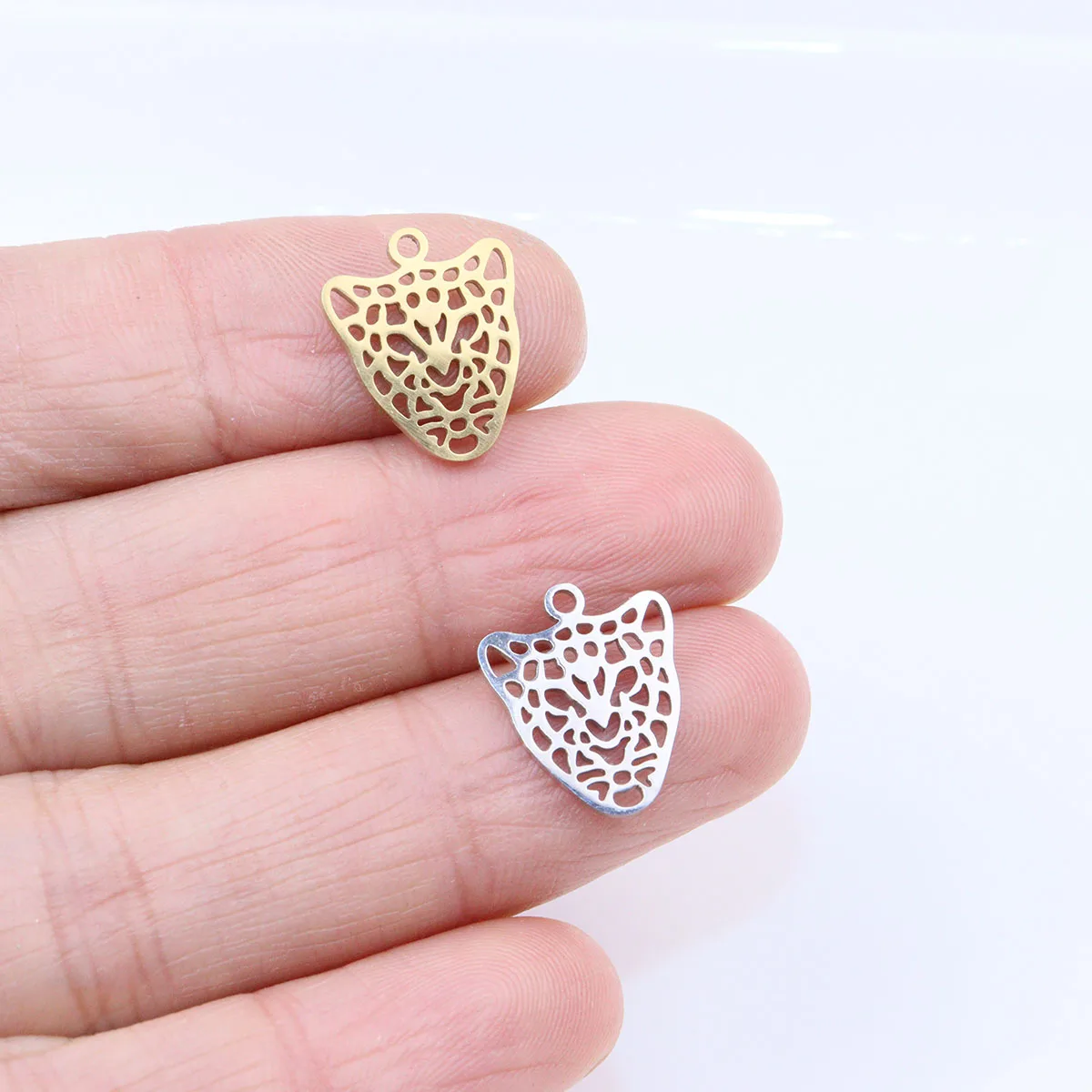 10pcs 15*11mm Wholesale StainlessSteel High Quality Mirro Polish Leopard Charm Pendant DIY Necklace Bracelets Unfading Colorless