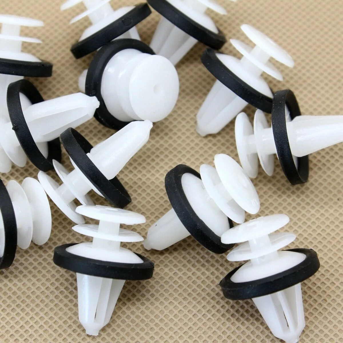 20pcs Door Trim Panel Clips With Sealer Ring For Ford W713297-S300 Car Accessories