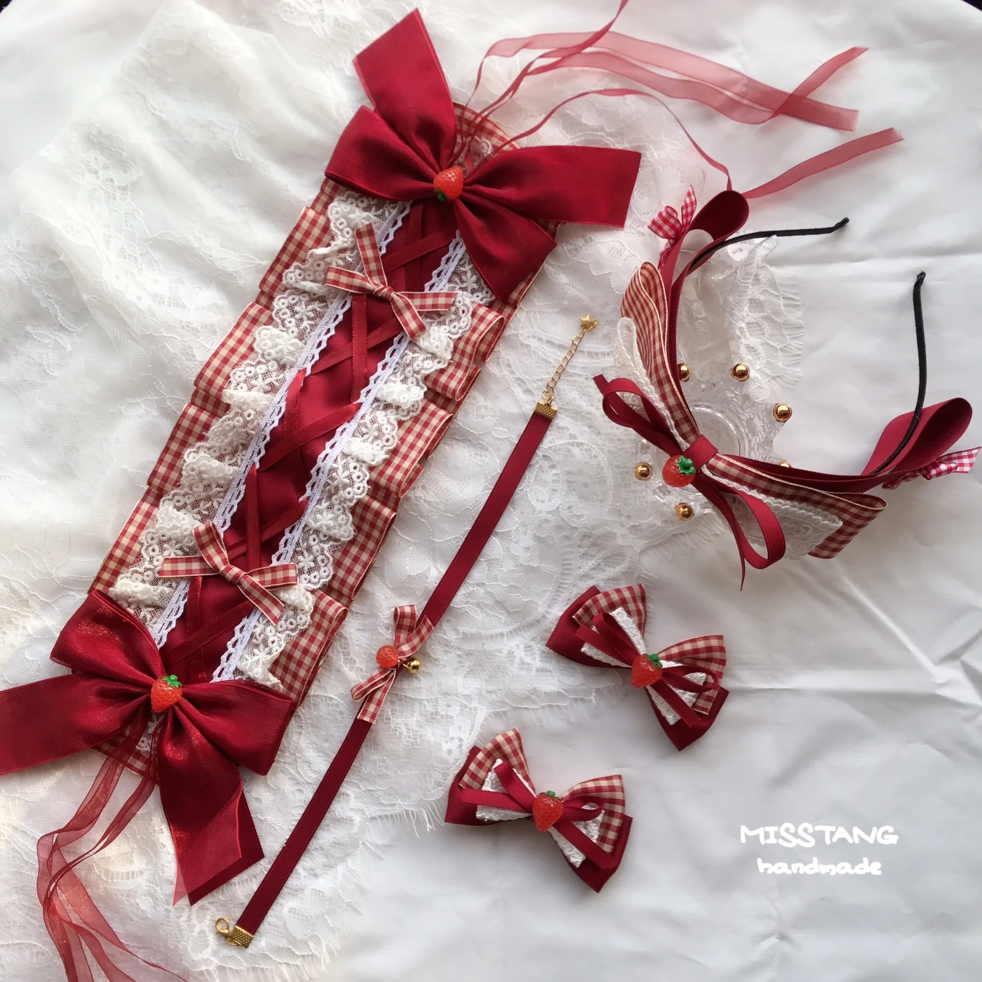 

Original Lolita Hair Wine Red Plaid Headband Strawberry Hairclip Cute Choker Lace KC Soft Cute Small