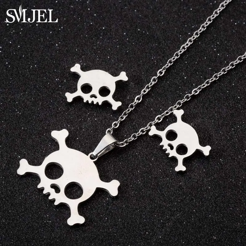 Winter Fashion Snowflake Necklace & Earrings Set