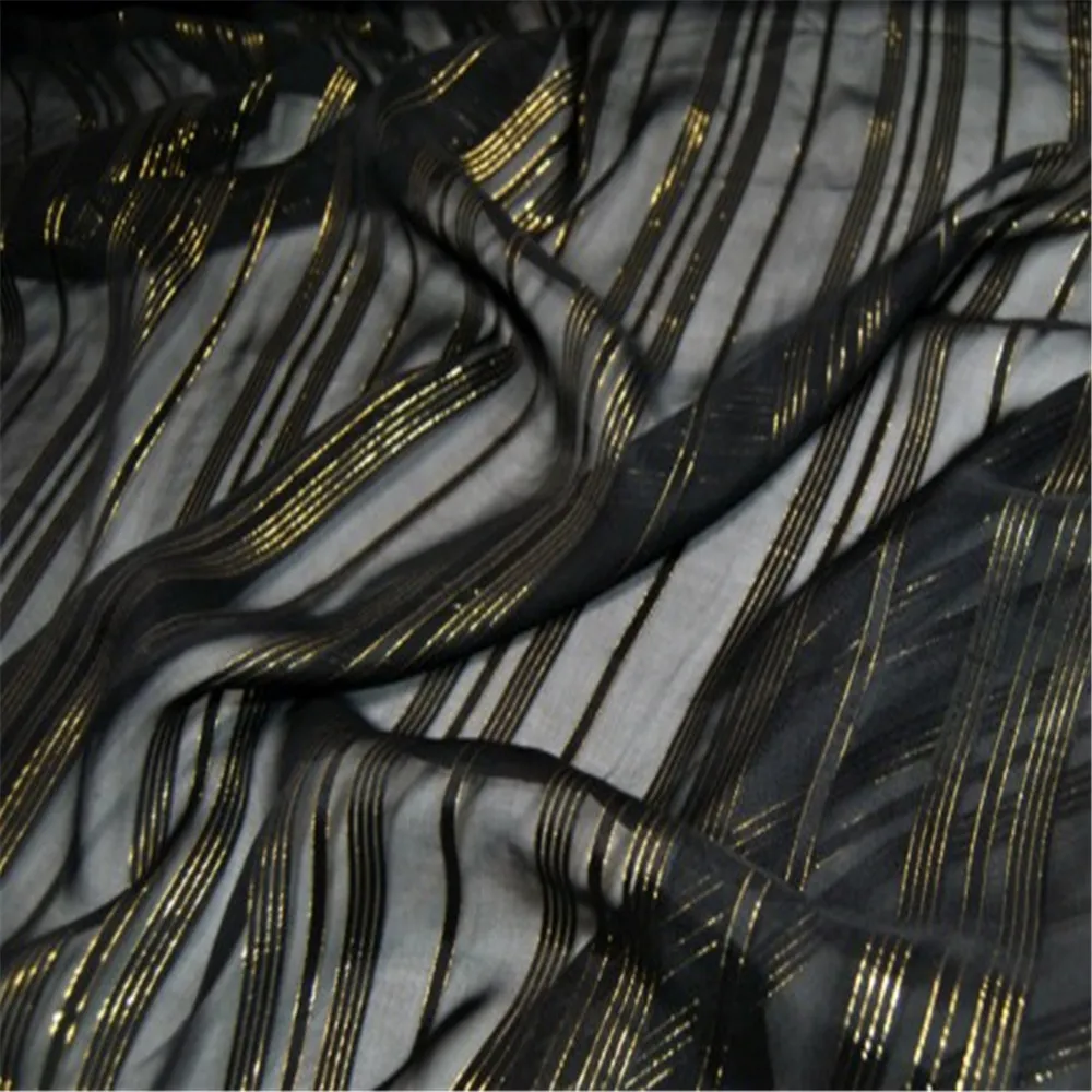 Pure Zijde Metallic Lurex Stof Met Glanzende Streep Patroon In Zwart Kleur Voor Dame Avondjurk Hijab