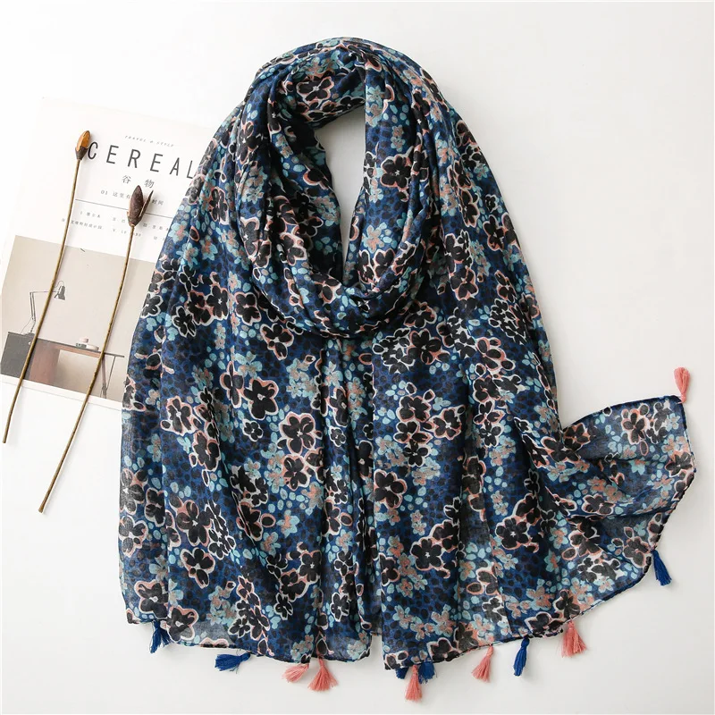 2021 Fashion Ombre Flower Print Tassel Scarf Shawls Long Soft Floral Pattern Scarves Hijab Wrap