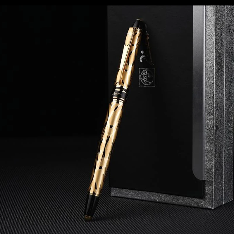 

Picasso 901 Noble Golden Fountain Pen Amorous Feeling of Paris 18KGP Fine Nib Ideal Office Business Home For Writing Gift Pen