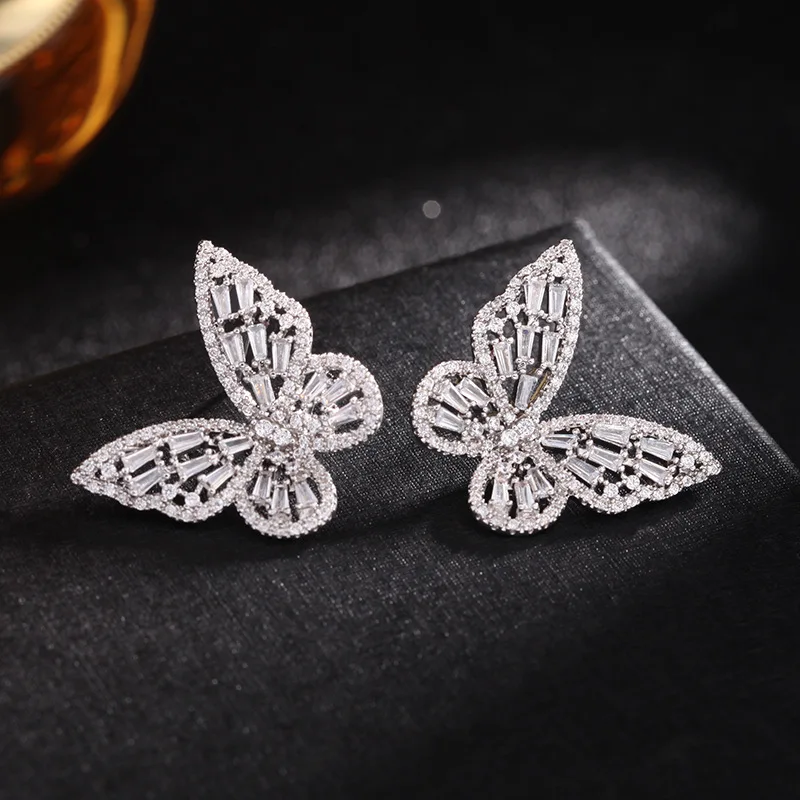 2023 New Butterfly Zircon Earrings Women\'s Korean Luxury Jewelry Literary Style Earrings Net Red Temperament Simple New Earrings