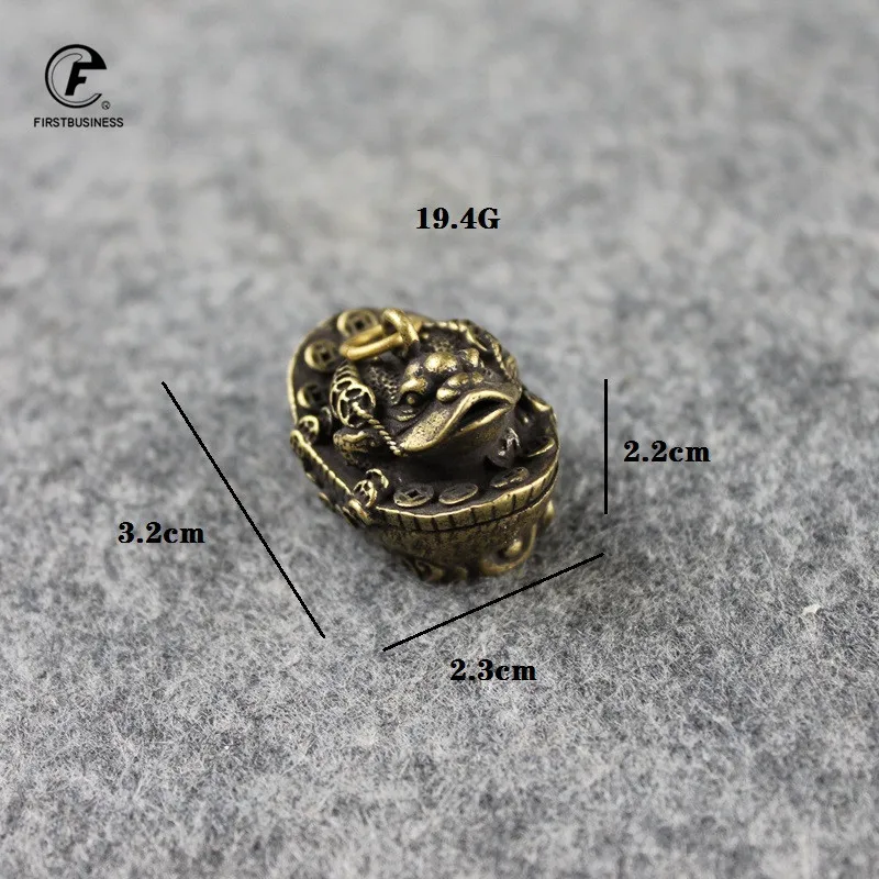 retro copper Tea Pet Cartoon Little toad frog money coin Statue Fingertip Tea Creative Ornament Animal Figurine Home Decoration
