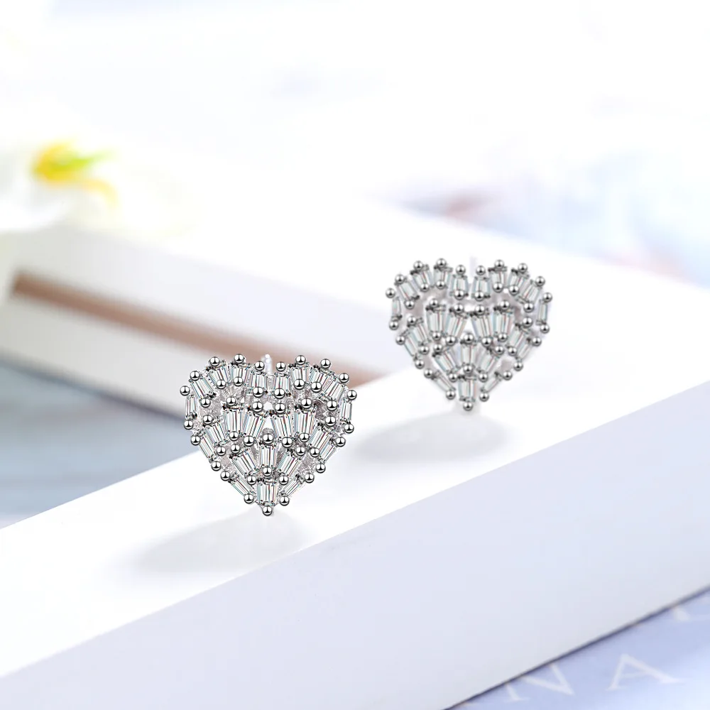 Romantic 925 SIlver Needle Dazzling Full Zircon Crystal Love Heart Stud Earrings Love Ear Jewelry For Women Christmas Gifts