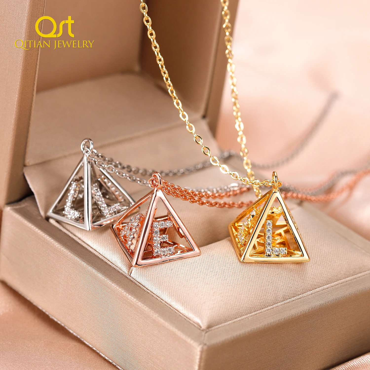 

Egyptian Pyramid letter Pendant Triangle Crystal Name Necklace For Women Personality Custom Zircon Chain Hip Hop Jewelry Gifts