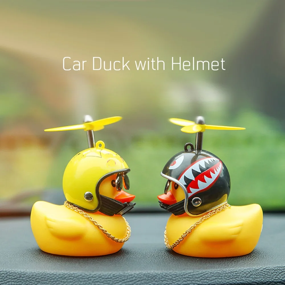 Society Lovely Duck In The Car Ornament Car Accessories Interior Decoration Car Dashboard Toys with Helmet & Chain