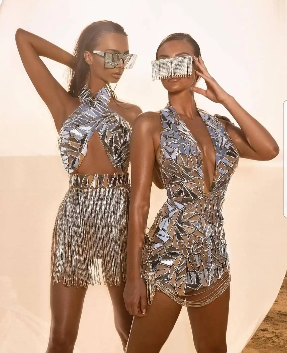 Vestido de cadenas de cristales de espejos plateados brillantes para mujer, traje de baile Sexy, vestidos de cristales de celebración de noche,