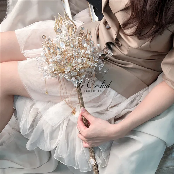 

PEORCHID Luxury Handmade Crystal Scepter Holding Bouquet Wedding flowers Artificial Pearls Rhinestone Bridal Bouquet Custom