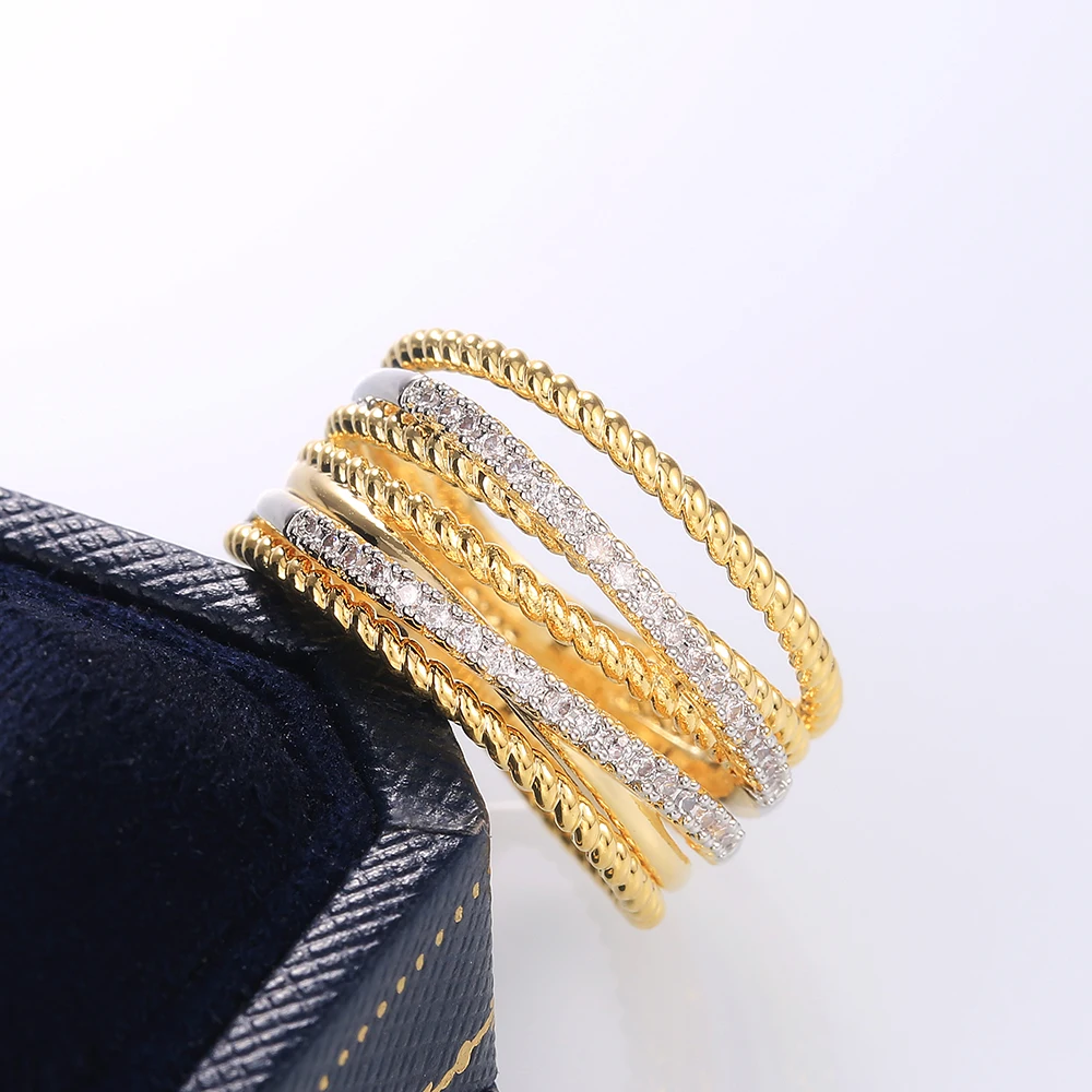 Huitan Fancy Cross Twist Twine Women Ring Gold Color with Micro Crystal Zircon Stone Delicate Wedding Rings Lady Fashion Jewelry — zdjęcie 4