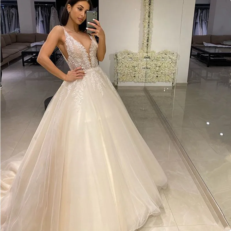 

Sexy Deep V Neck Lace Wedding Dress 2020 Vestido de Noiva Romantic Tank Sleeve Wedding Bridal Gowns Robe De Mariee