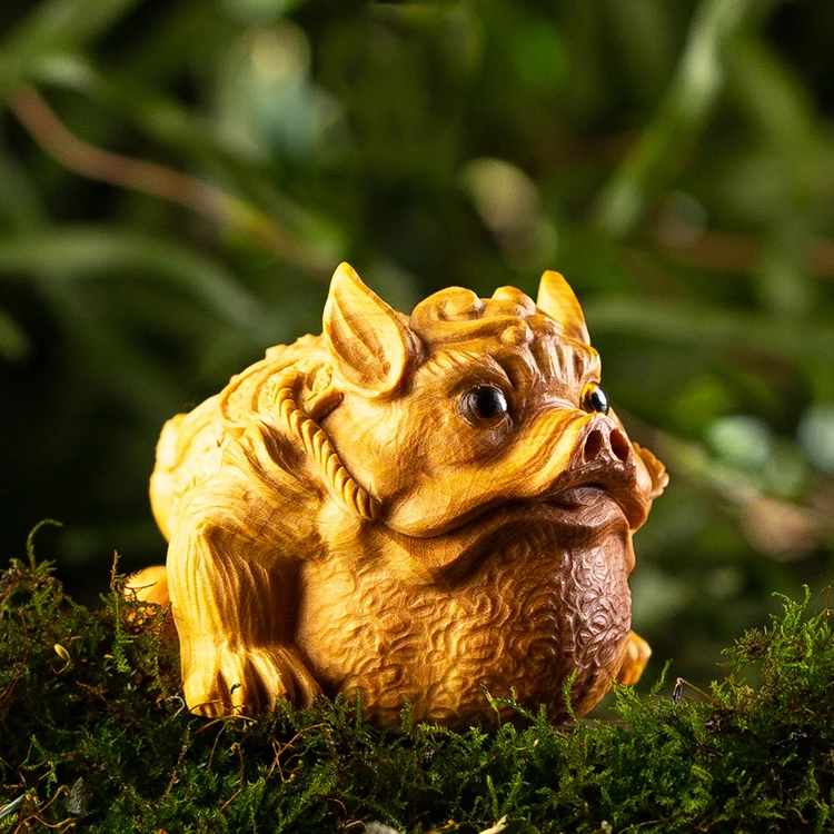 Hand-Carved Boxwood Fortune Toad and Bat Statue - Chinese Lucky Symbol, Exquisite Small Wooden Decor for Home and Office