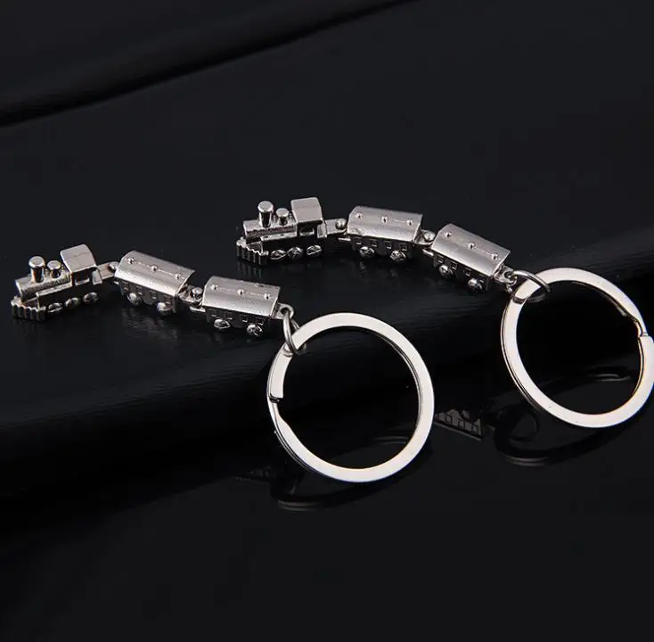 

Novelty Mini Train Shaped Keychains Zinc Alloy Vintage Trains Keyrings for Tourist Gifts ni430