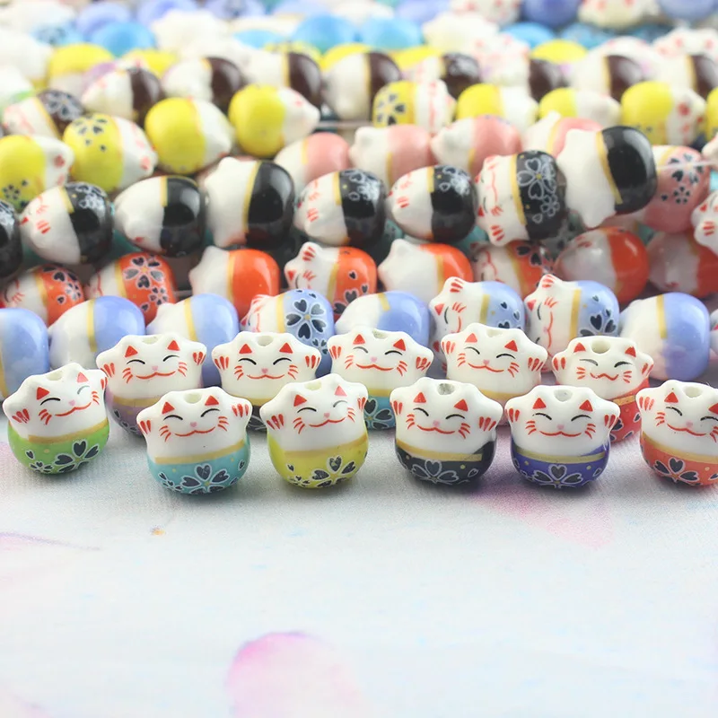 30pcs 13x14mm Hand Painted Lucky Cat Ceramic Beads Vertical Hole Loose Spacer Cute Animal Ceramics Bead For Jewelry Making DIY