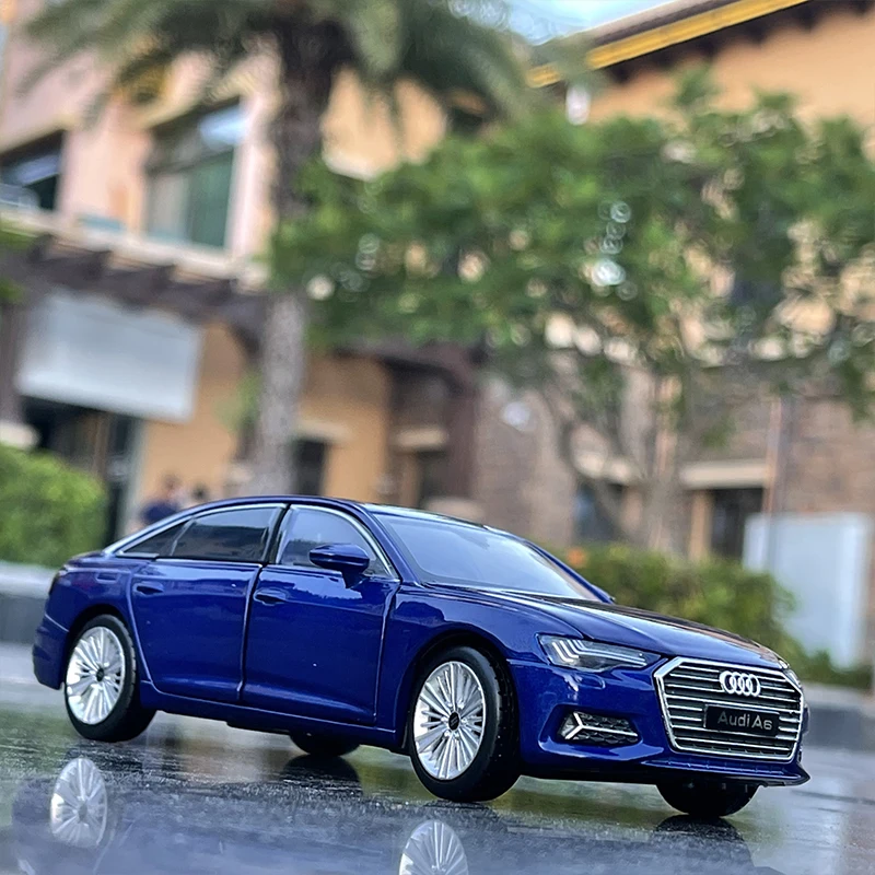 1:32 AUDI A6 Simulation Car Model Diecast Toy Car 6Doors-Opened Sounds&Lights Hobbies For Collection Children‘s Birthday Gifts