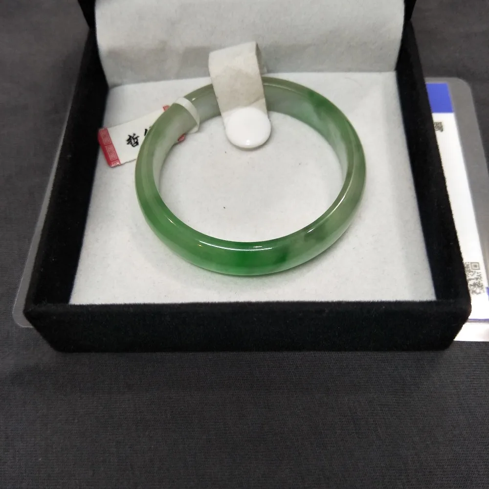 Natural Jade Noble Light Green Two-Color Female Jewelry Girl Bracelet