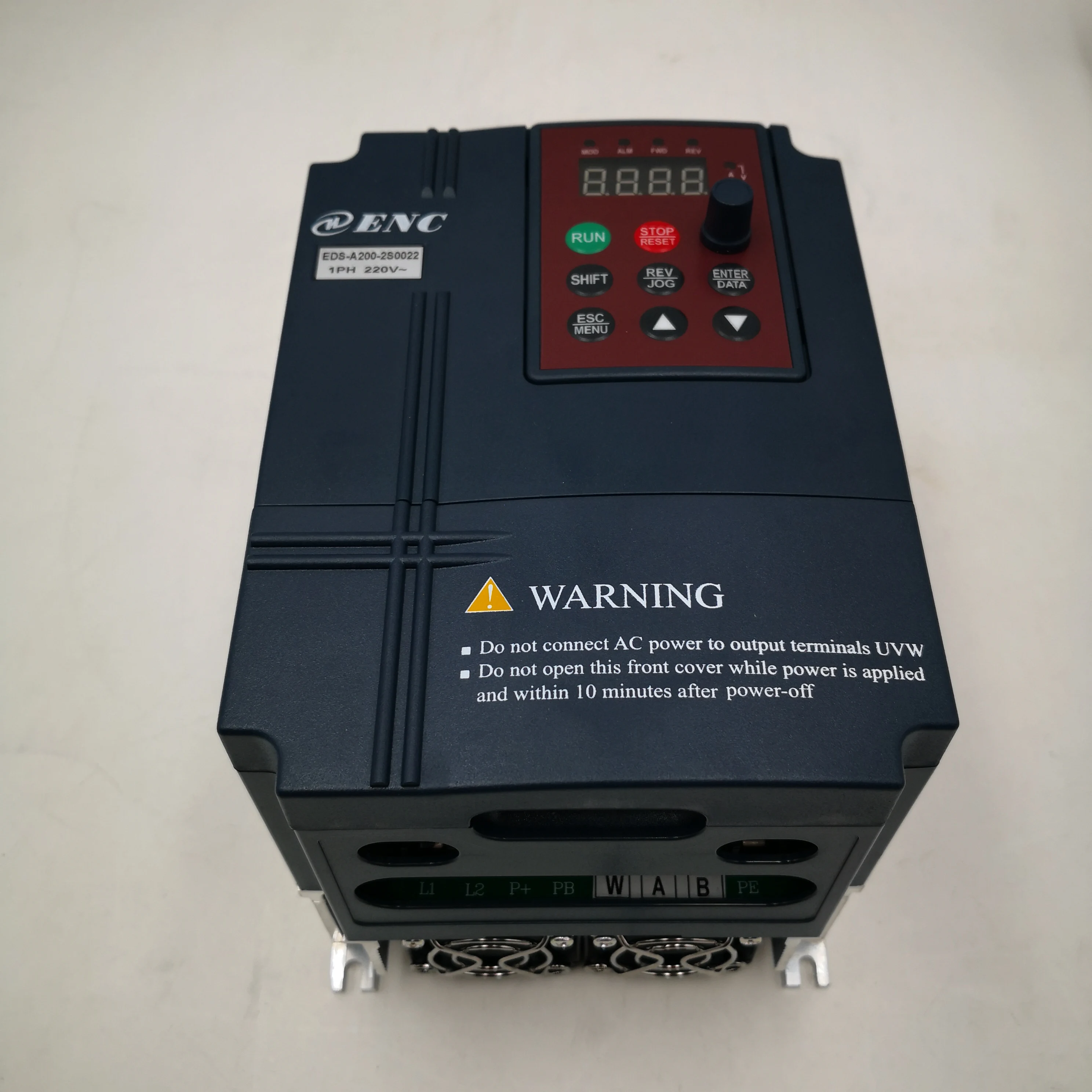 

Eds-A200-2S0022 yineng Inverter 2.2kw For 220v single phase motor