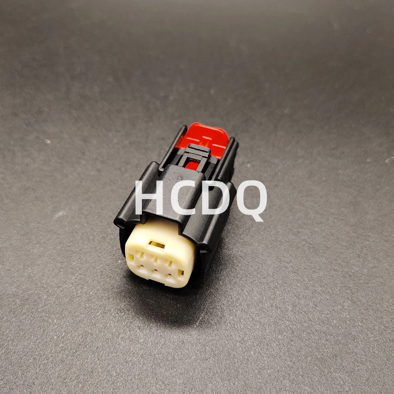 

10 PCS The original 33472-0606 automobile connector housing is available from stock