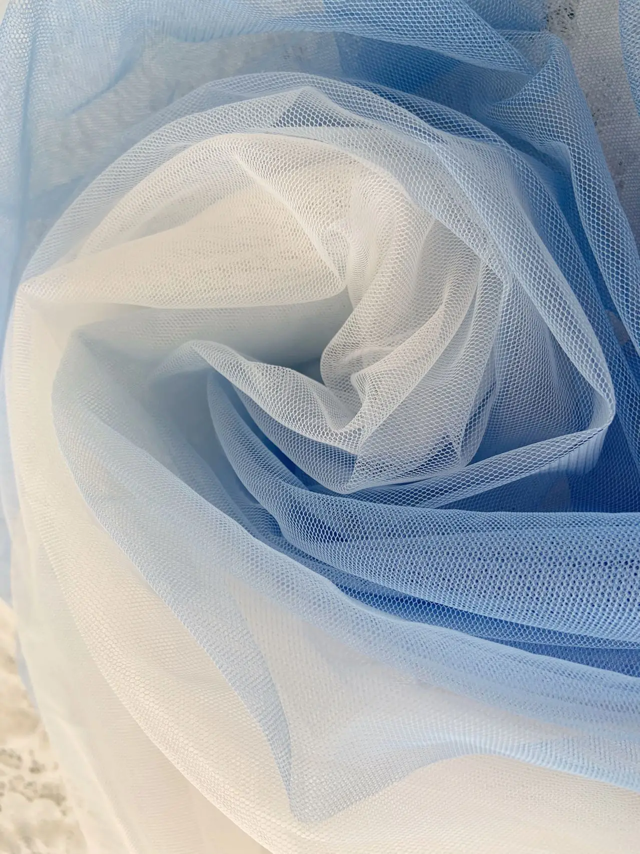 10 Yards Light Blue to White Gradient Tulle Lace Fabric Dip Dye Net Ombre Colors for Wedding,Curtain,Bridal Dress,Bags,Couture