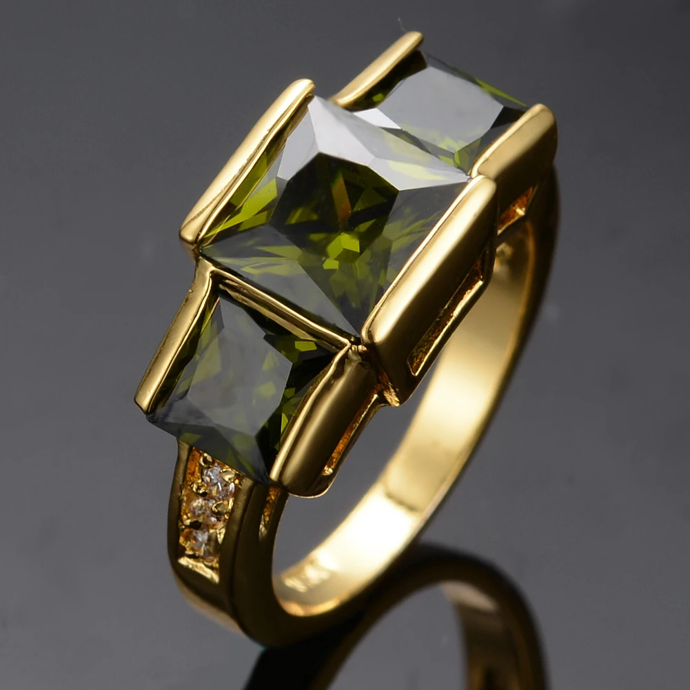 Charm Female Olive Green Crystal Stone Ring Yellow Gold Color Wedding Rings For Women Vintage Bride Square Engagement Ring