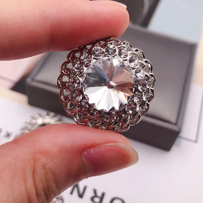 1 Piece 22mm/27mm Garment Diamond Button Round Diamond-Studded Glass Alloy Metal Button Coat Outer Decorative Button