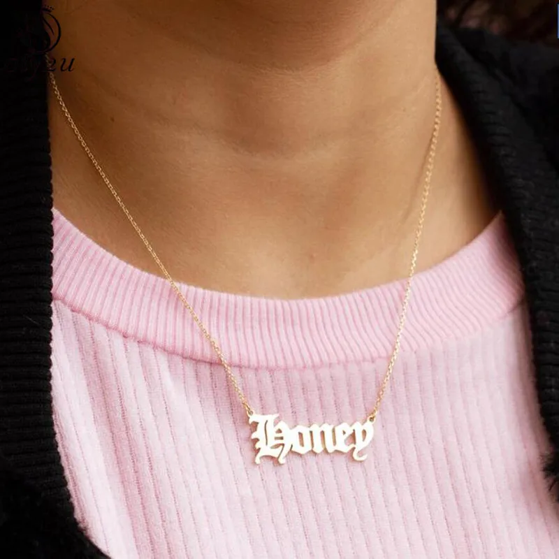 Gotycki Punkowy Naszyjnik z Literą Anioła ze Stali Nierdzewnej dla Kobiet, Inicjał w Starym Angielskim Stylu, Biżuteria, Naszyjnik Choker dla Dziewczynki, Prezent dla Księżniczki — zdjęcie 7
