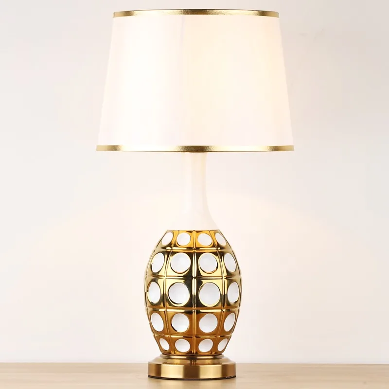 OURFENG Modern Bedside Table Lamp Ceramic Gold Desk Light LED Home Decorative For Home Living Room Office Bed Room