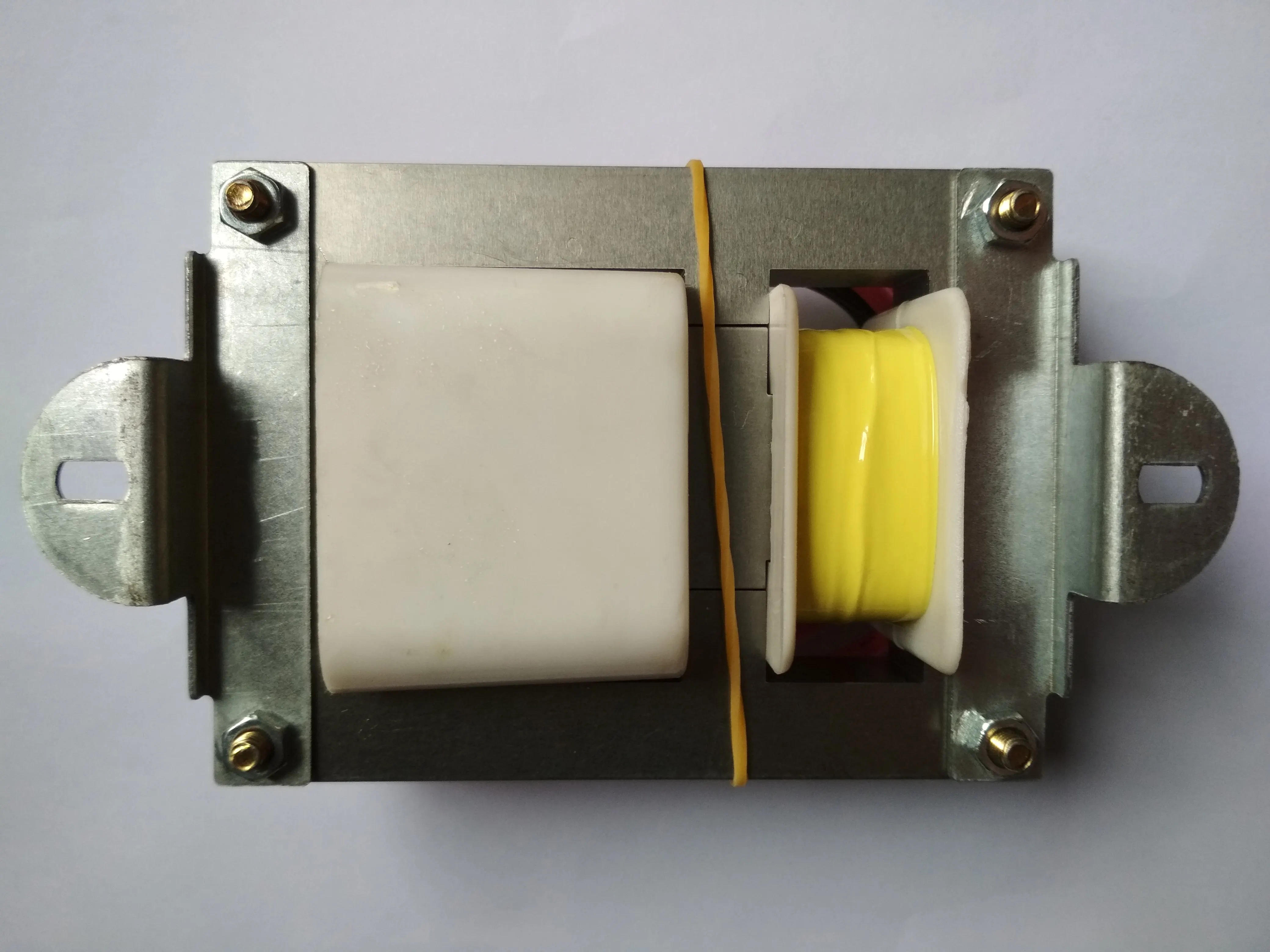 70*16ยุงโคมไฟ Transformer/พลาสม่าตัด Transformer, 220V/50Hz-5000V แนวนอนเดียว