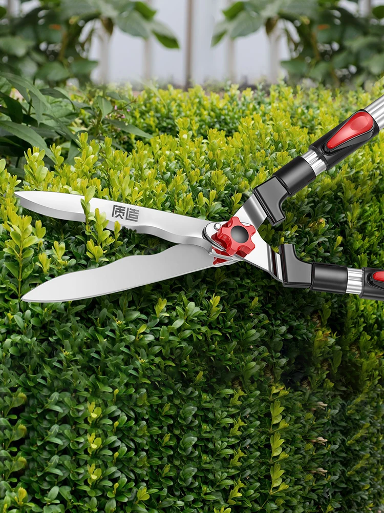 Household lawn trimmers, gardening shears,flowers and grass shears, can be used to trim branches and hedge shears thick branches