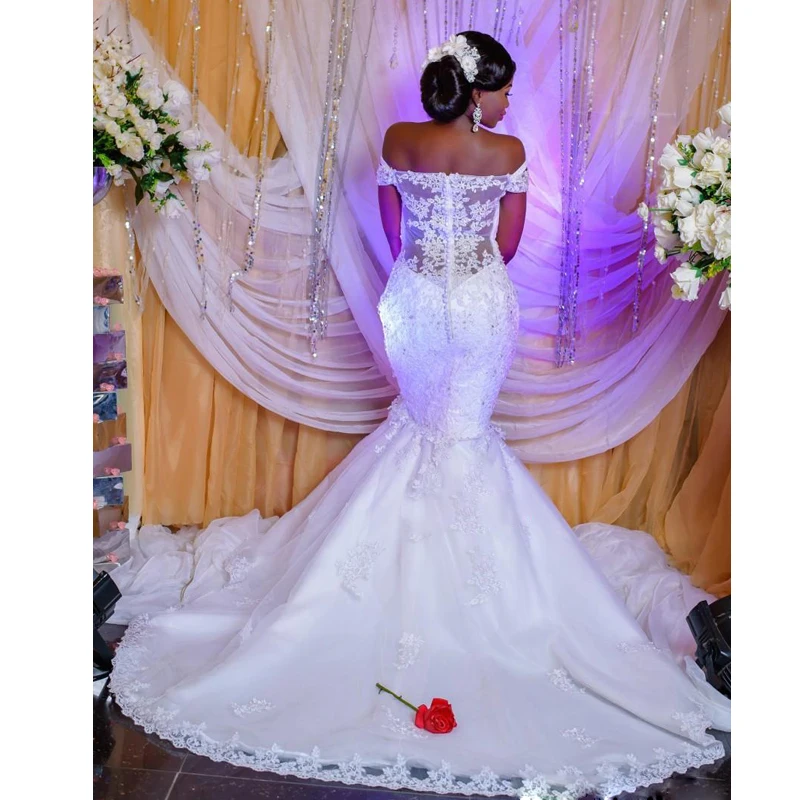 Vestidos De novia De Boda sin mangas con hombros descubiertos, apliques De encaje, tren De barrido De cristal, Túnica De iglesia De Mariee