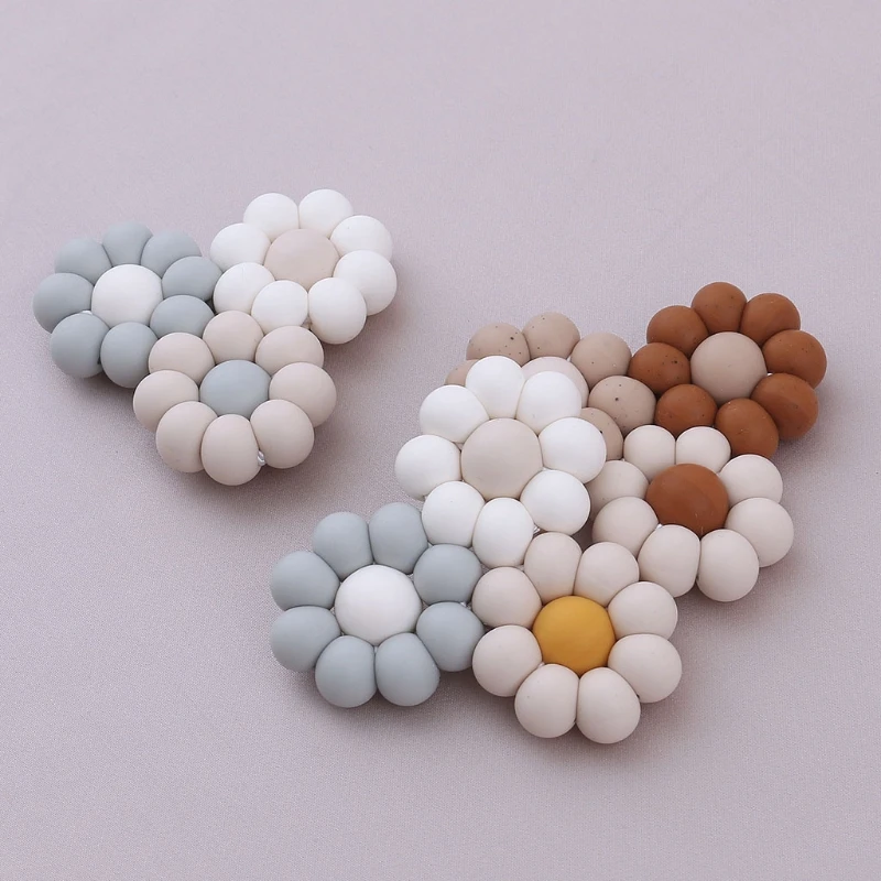 Food Grade Silicone Beads Baby Teether Flower Shape Newborn Molar Teething Toys Rodent Gum Pain Relief Teether for Baby Stuff