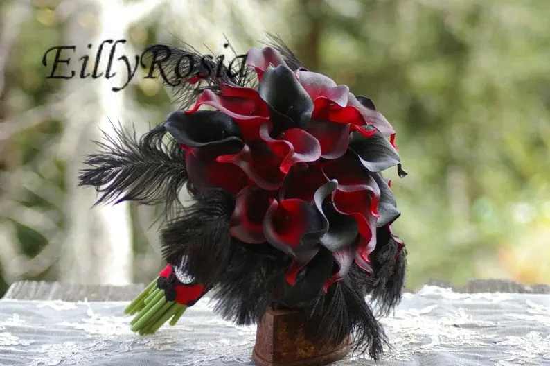 New Arrival Black&Burgundy Calla Lilies Bridal Bouquet with Ostrich Feather Gothic Wedding Flowers for Bride Hochzeit Bouquet