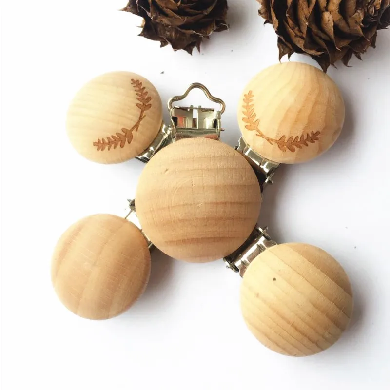 Customization Making Wood Dummy Pacifier Clips Holders Round Face Clasps Suspender Garment Accessories Nipple For Baby 50pcs/lot